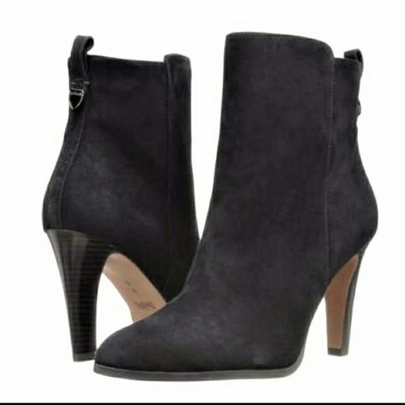 Coach Jemma Kid Suede Sleek Ankle Boot Heel Booties Side Zip Size 7.5 B Black - Picture 2 of 11